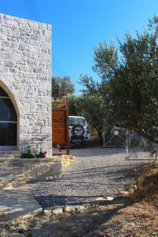 Villa Marikami Kamilari Buitenkant foto